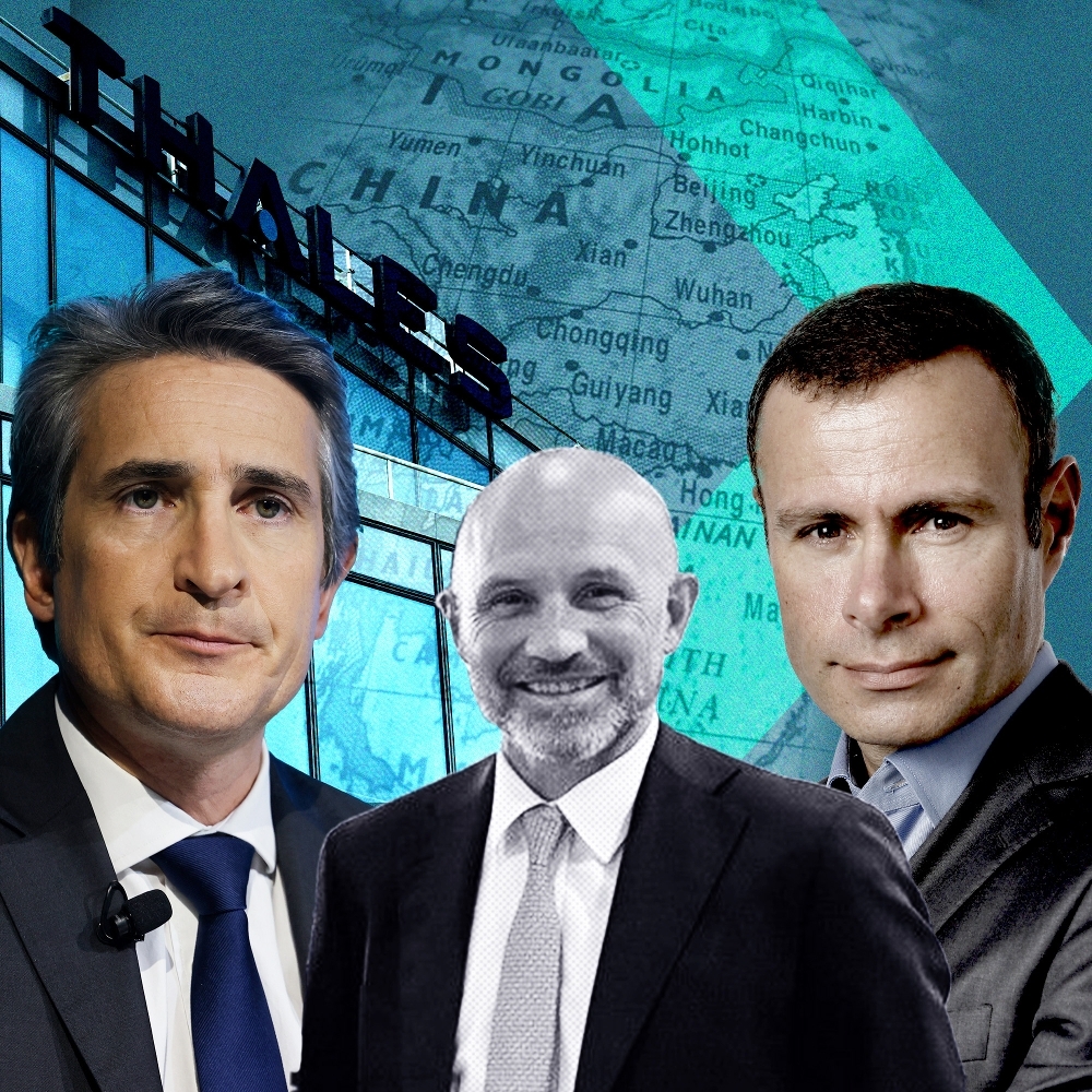 Jérôme Bendell, entouré de Patrice Caine et Raphaël Gorgé.