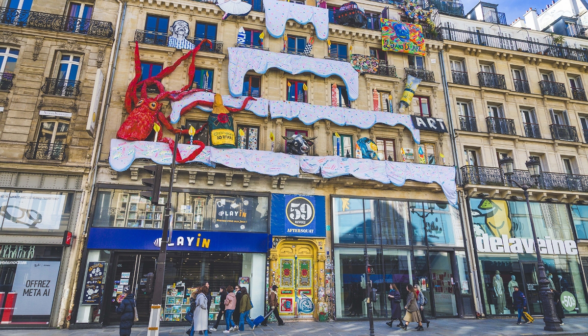 L'immeuble du 59 rue de Rivoli, à Paris.