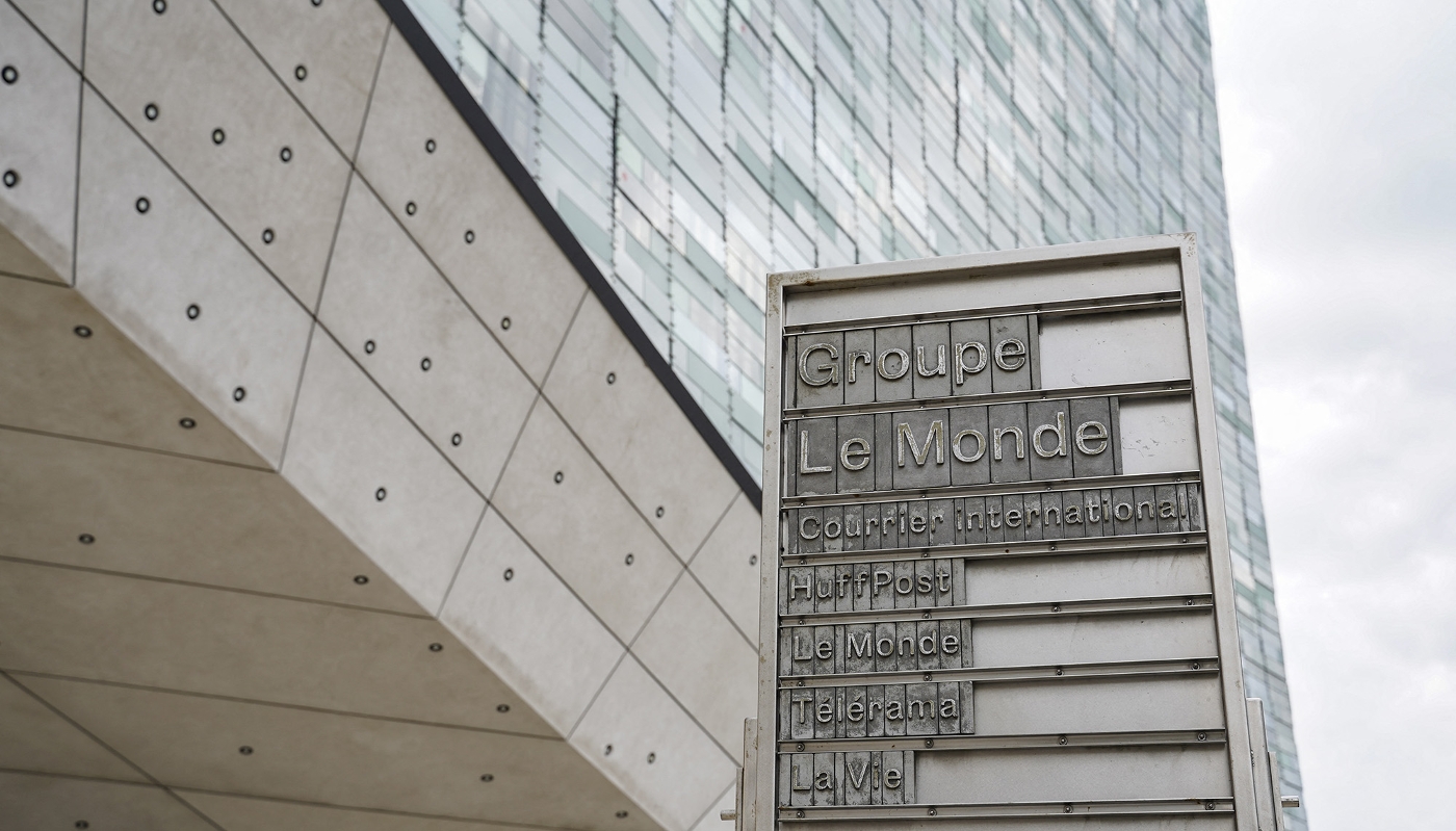 Façade du bâtiment du groupe Le Monde et de ses magazines, dont Télérama.