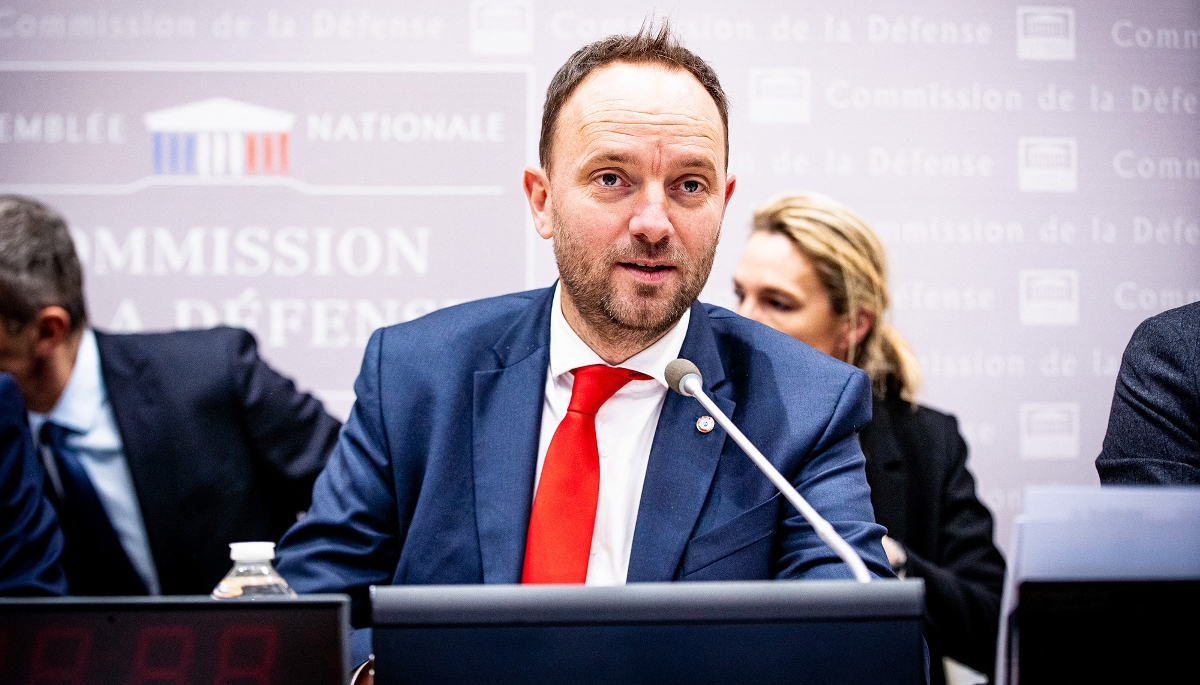 Thomas Gassilloud, député du groupe Ensemble pour la République, en commission, lors de la préparation de la future loi de programmation militaire du gouvernement (LPM 2024-2030), à l'Assemblée nationale, le 24 janvier 2023. 
