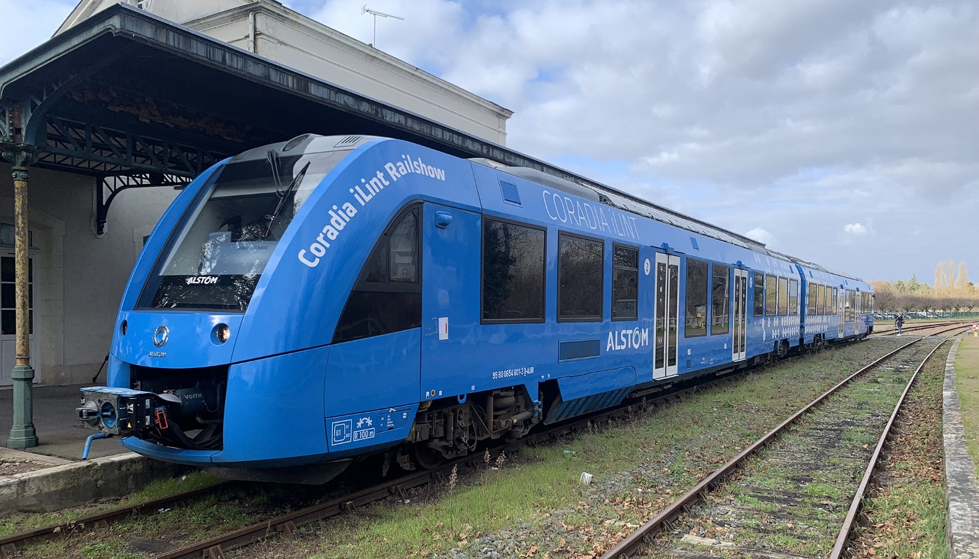 Test de train à hydrogène par Alstom, le 1er février 2023, en Touraine.