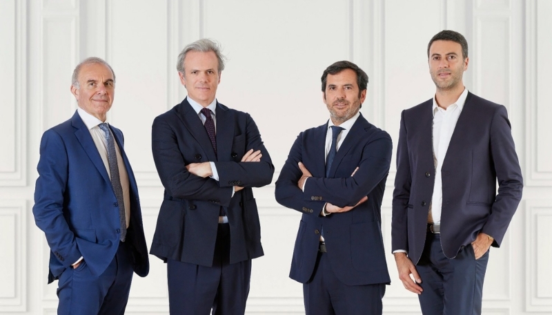 De g. à dr. : Ugo Supino, Guillaume Houzé, Nicolas Houzé et Arthur Lemoine.