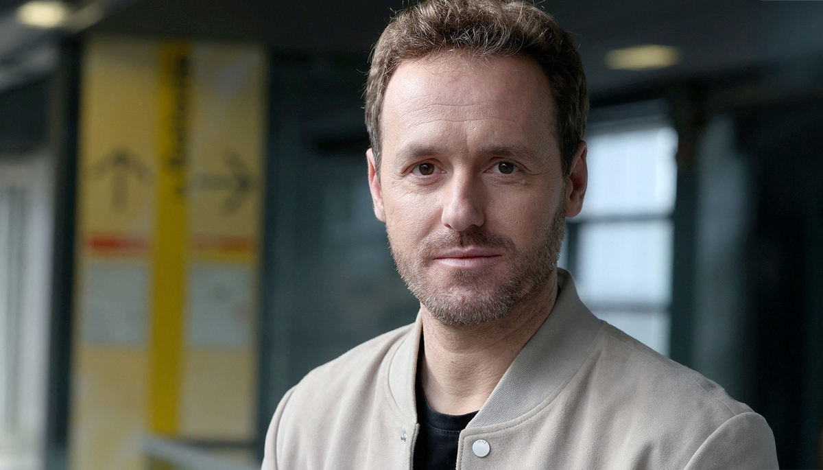Tristan Waleckx, présentateur de 'Complément d'enquête', au siège de France télévisions, le 2 septembre 2024.