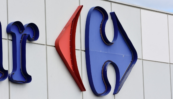 L'enseigne Carrefour.