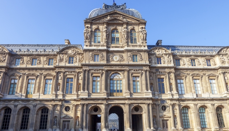 Le musée du Louvre.