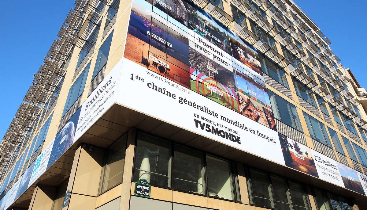 Le siège de TV5 Monde, rue de Wagram, à Paris.