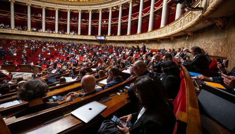 Vue  de l'hémicycle de l'Assemblée nationale à Paris, fin juin 2025. 