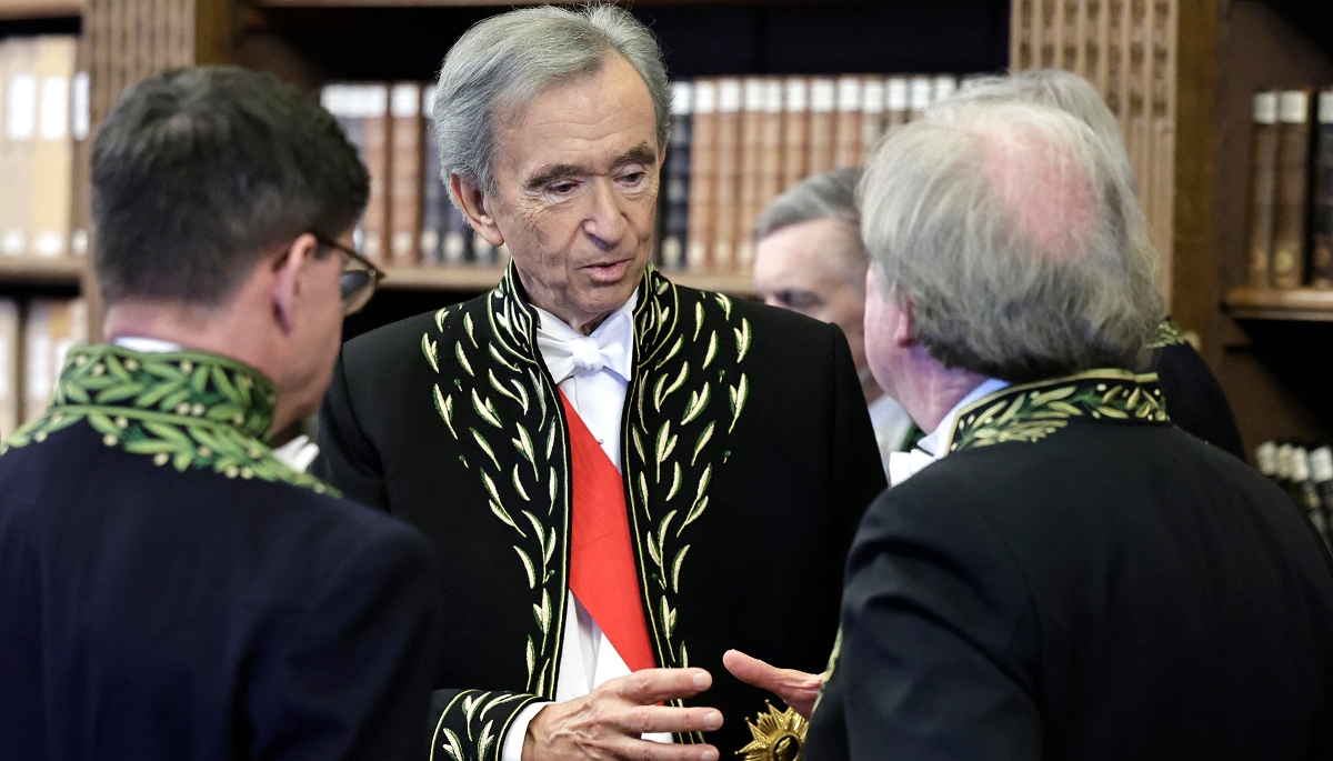 Bernard Arnault lors de sa cérémonie d'intronisation à l'Académie des sciences morales et politiques, à Paris, le 12 janvier 2026.
