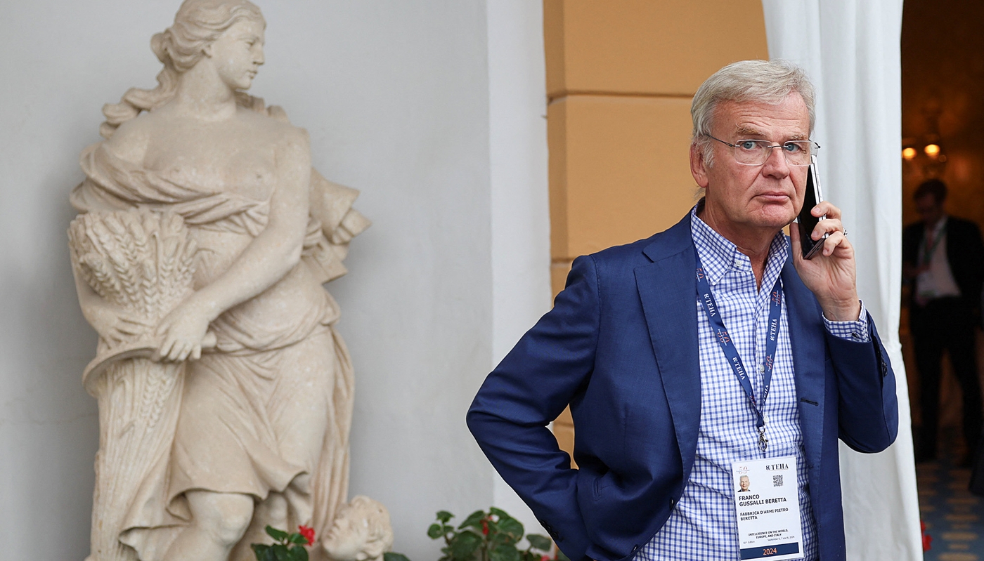 Franco Gussalli Beretta, PDG de Fabbrica d'Armi Pietro Beretta, qui fait partie de la holding Beretta dirigée par son frère, Pietro Gussalli Beretta, en Italie, le 6 septembre 2024.