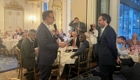 Dîner annuel de l'association Servir en entreprise, rassemblant les alumni de l'ENA et de l'INSP faisant carrière dans le privé, présidée par Daniel Keller (à droite). La soirée était animée par Stéphane Bern, à Paris, à la maison des Polytechniciens, le 29 juin 2026.