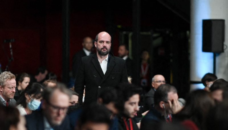 Clément Léonarduzzi, pendant une conférence de presse d'Emmanuel Macron, en mars 2022.