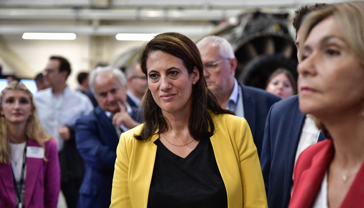Alexandra Dublanche (au centre), aux côté de Valérie Pécresse, à l'aéroport d'Orly, le 12 septembre 2023. 