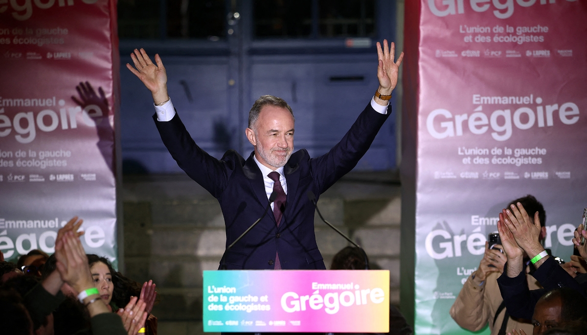 Emmanuel Grégoire, annonçant sa victoire aux élections municipales de Paris, à La Rotonde, Paris (19ᵉ), le 22 mars 2026.