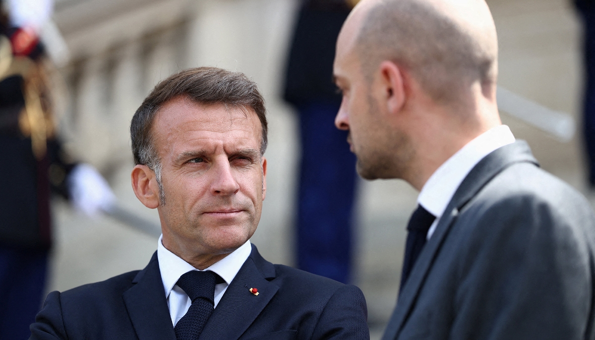 Le président Emmanuel Macron et le ministre des affaires étrangères Jean-Noël Barrot, au Quai d'Orsay, le 13 juillet 2026.