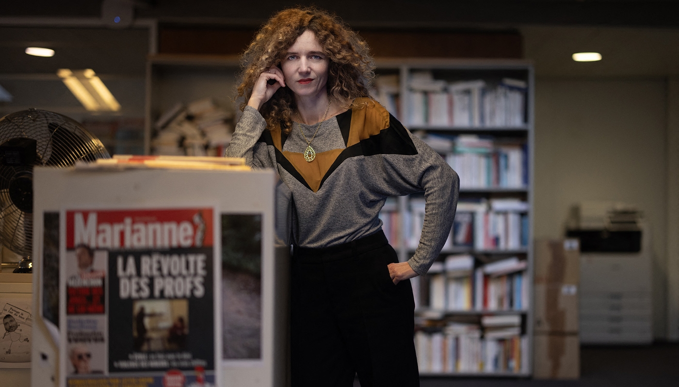 Ève Szeftel, au siège du journal Marianne, à Paris, le 5 février 2025.