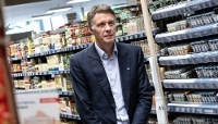 Jean Hornain, directeur général de Citeo, dans un supermarché à Saint-Sébastien-sur-Loire, dans l'ouest de la France, le 12 juin 2025. 