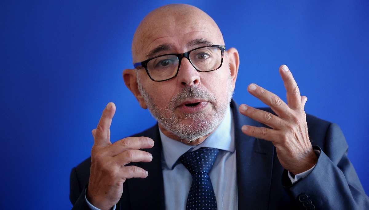 Le sénateur Laurent Castillo.