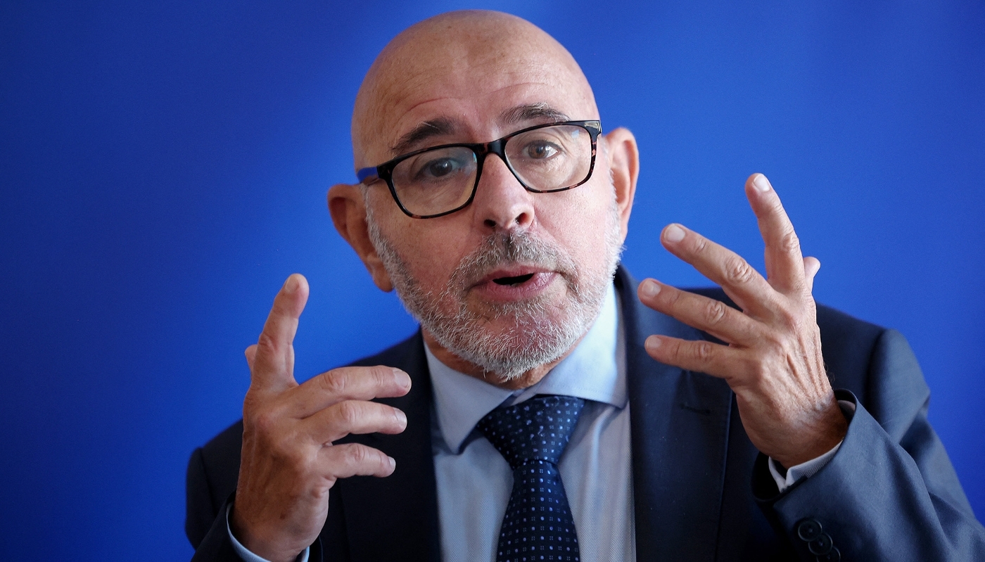 Le sénateur Laurent Castillo.