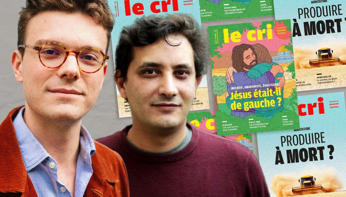 Théo Moy et Paul Piccarreta, devant des maquettes tests pour le mensuel Le Cri.