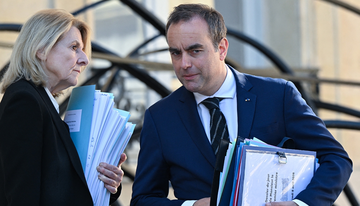 Le premier ministre Sébastien Lecornu et Catherine Pégard, ministre de la culture.