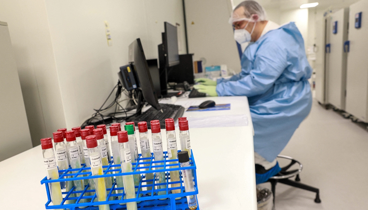 Cerba Laboratoire, site de Frépillon (Val-d'Oise), l'un des plus grands d'Europe et très automatisé, en avril 2025. 