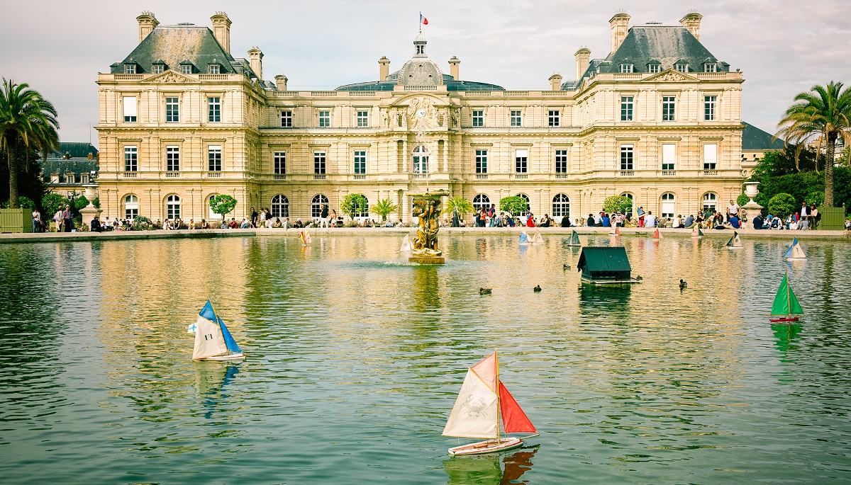 Vue du palais du Luxembourg.