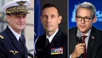Le chef d'état-major des armées, Fabien Mandon, le représentant militaire français auprès de l'Otan, Cyril Carcy, et l'ambassadeur David Cvach.