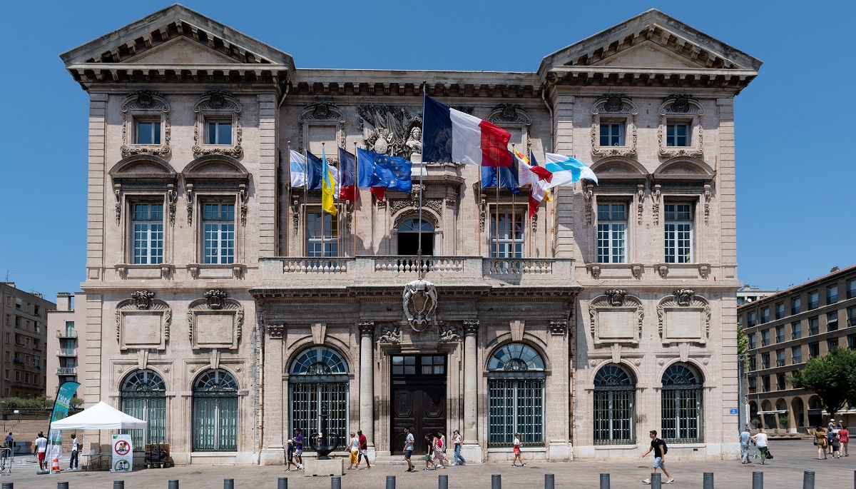 Vue de l'hôtel de ville de Marseille.
