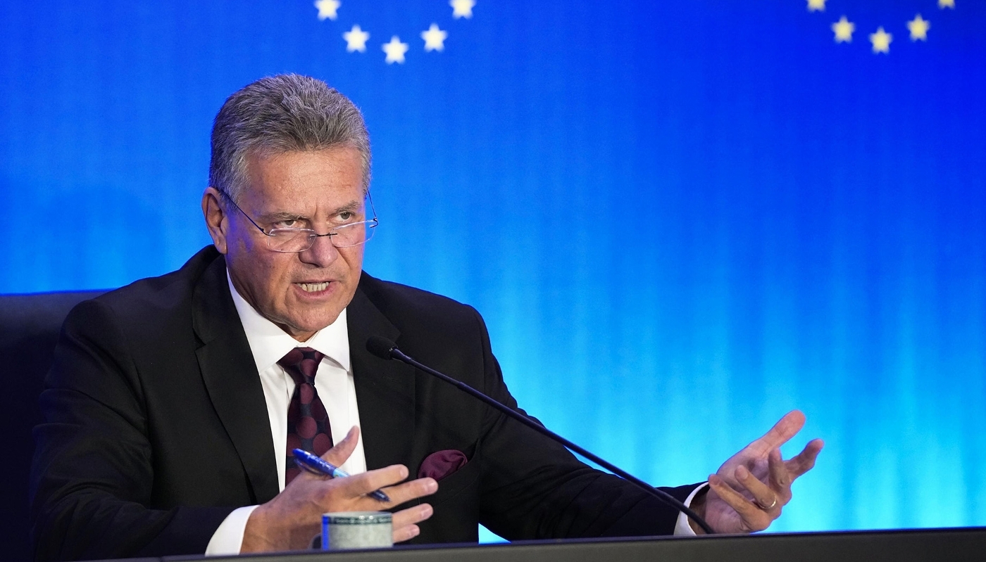 Le commissaire européen au commerce, Maroš Šefčovič, lors d'une conférence de presse à Pékin le 9 octobre 2026.