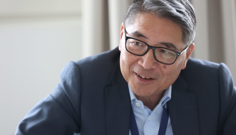Le directeur général adjoint de Huawei France, Minggang Zhang, en 2023.