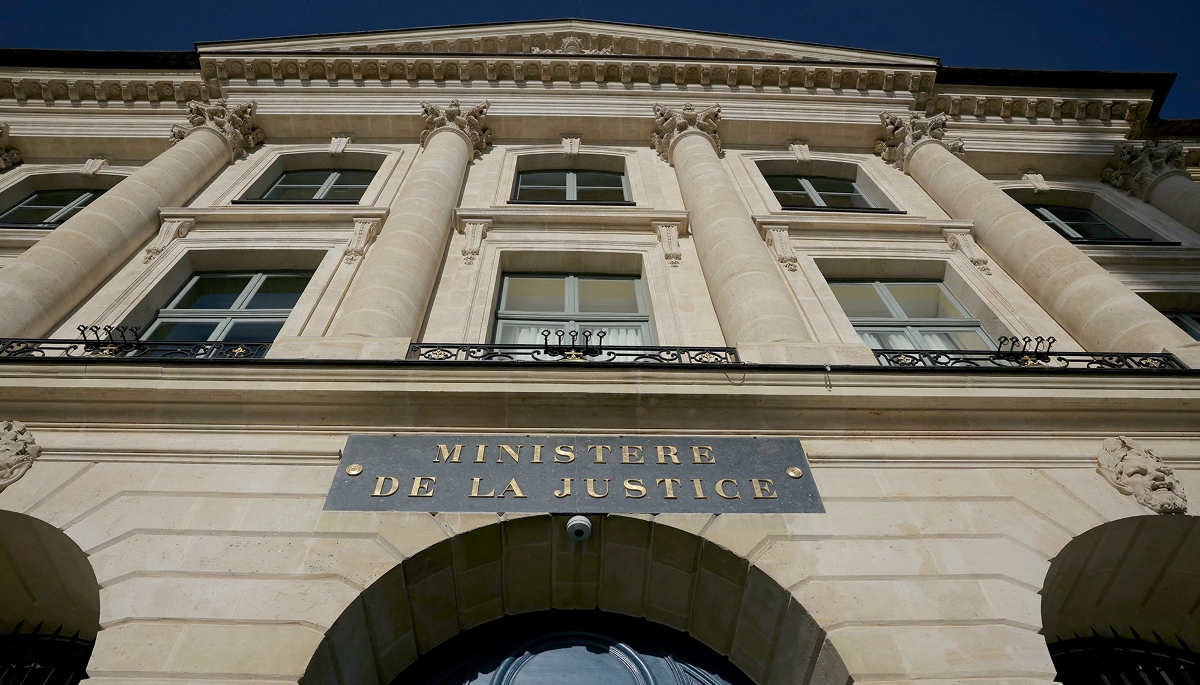 Vue de la façade du ministère français de la justice, place Vendôme à Paris.