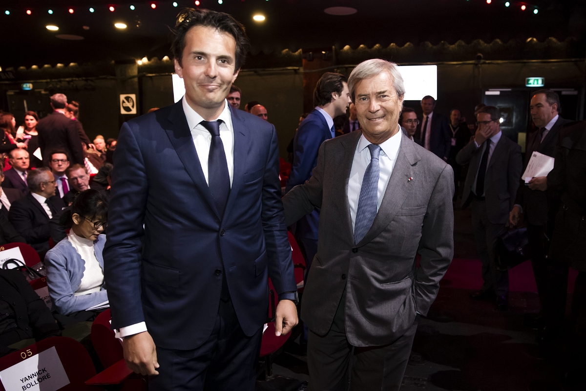 Yannick Bolloré (à gauche) et son père Vincent Bolloré, en 2017.