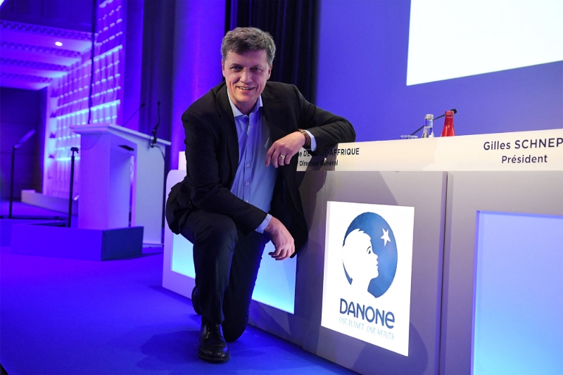 Le directeur général de Danone, Antoine de Saint Affrique, avant l'assemblée générale des actionnaires, le 26 avril, à Paris.