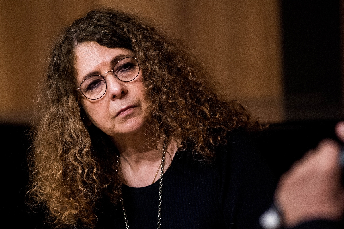 Valérie Toranian va succéder à Sébastien Le Fol au poste de directeur de la rédaction du Point.