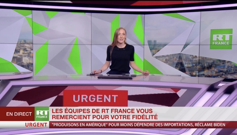 Le plateau de RT France, lors de la dernière émission, en mars 2022.