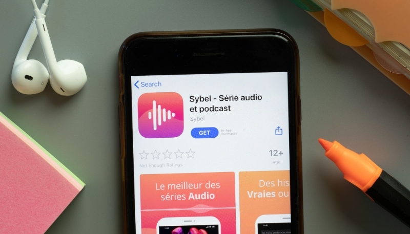 Sybel, fondé par Virginie Maire et Matthieu Viala, est une plateforme de podcasts et d'histoires audio.