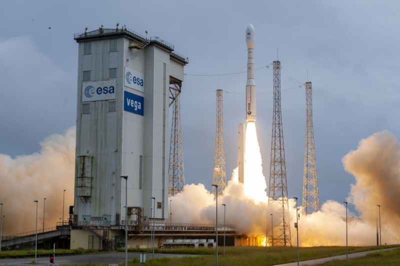 Décollage inaugural du lanceur Vega C, le 13 juillet 2022, à Kourou, en Guyane.