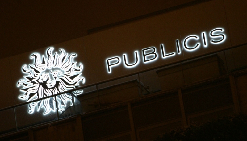 Le logo de Publicis avec sa tête de lion.