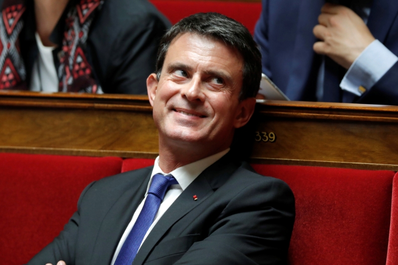 Elu sur le fil en Essonne, Manuel Valls s'est progressivement constitué un noyau dur de fidèles.