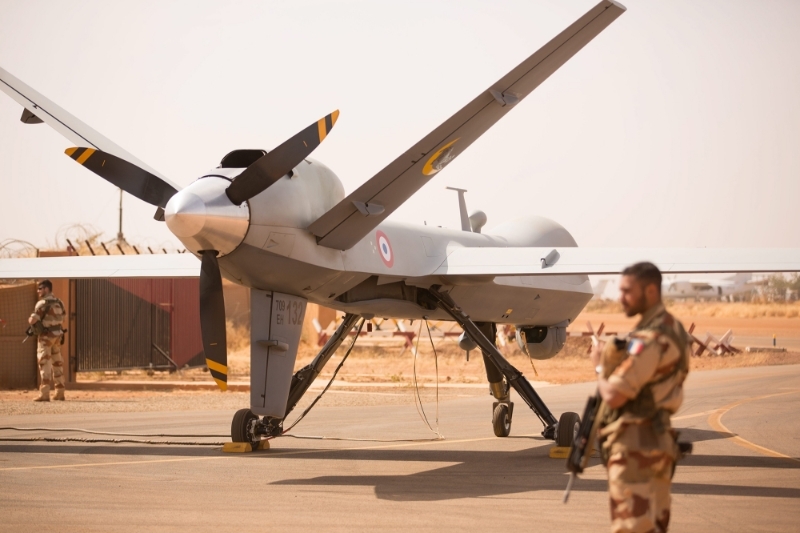 Drone Reaper de l'armée de l'air française sur la base de Niamey.